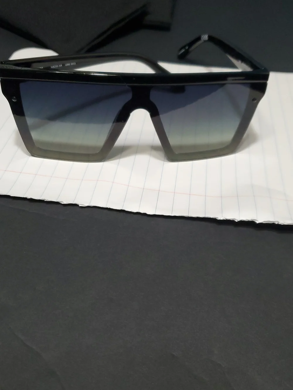 Quay Nightfall Black on Black Fade Mint Square Unisex‎ Sunglasses brand new